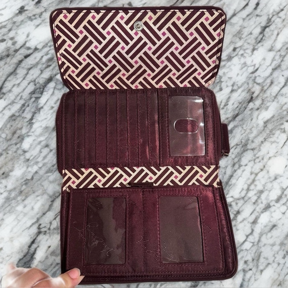 FREE* Vera Bradley Ultimate Trifold Accordion Wallet Rehabbed Floral Accents GUC - Picture 9 of 17